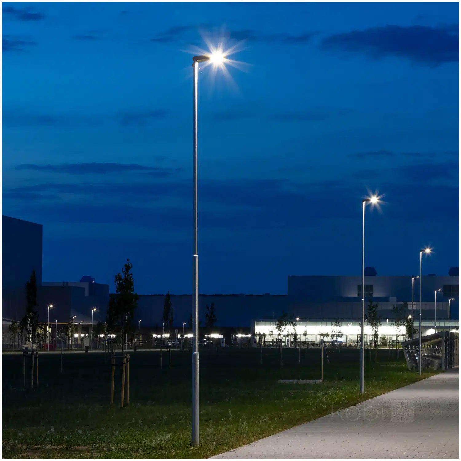 led-vespa-100w-pro-kobi-2-e7a764cb