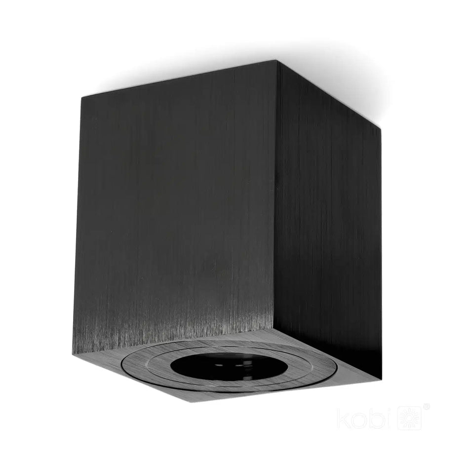 aquarius-square-black-782c4241