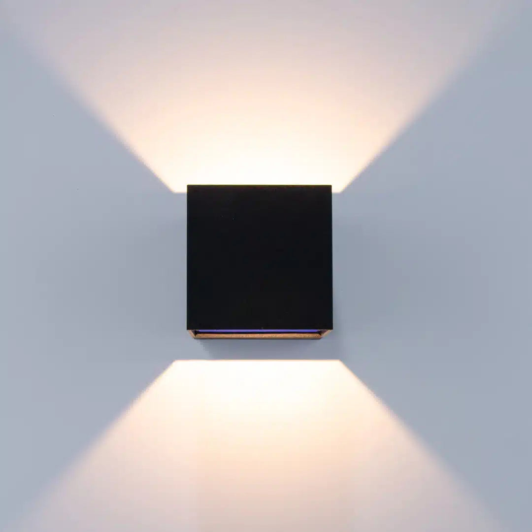 FUMANY_WALL_4