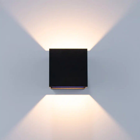 FUMANY_WALL_4