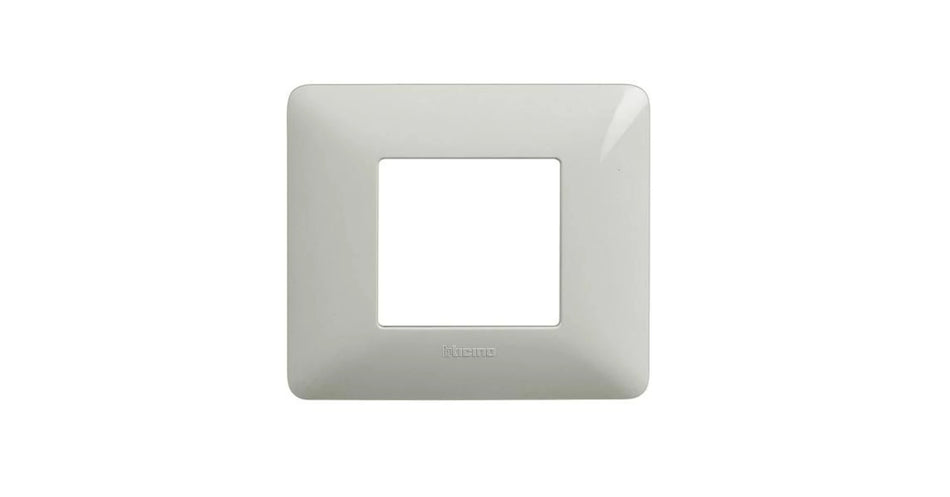 Ramă ornament 2M alb, gama Bticino, AM4802BBN