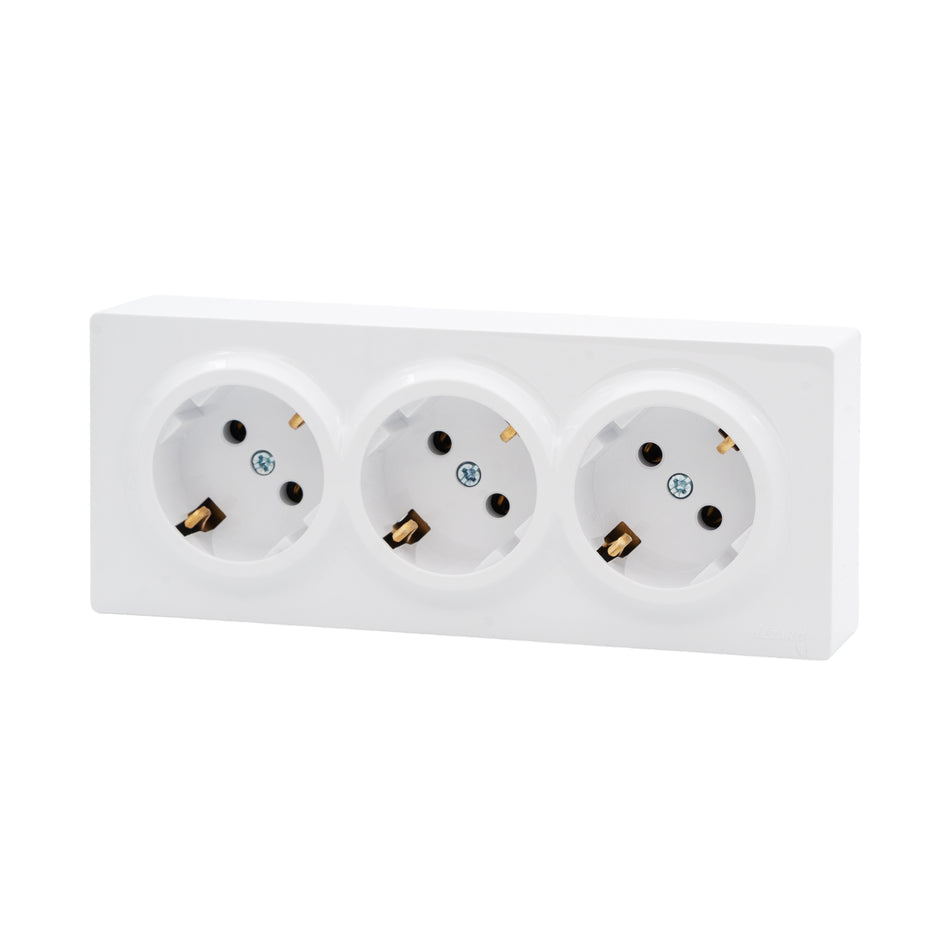 Priză triplă Schuko aplicată 16A alb, gama Leto