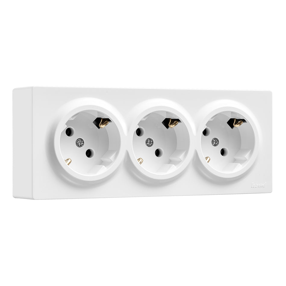 Priză triplă Schuko aplicată 16A alb, gama Leto