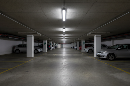 Corp iluminat LED etanș Solentis - parcare subterană